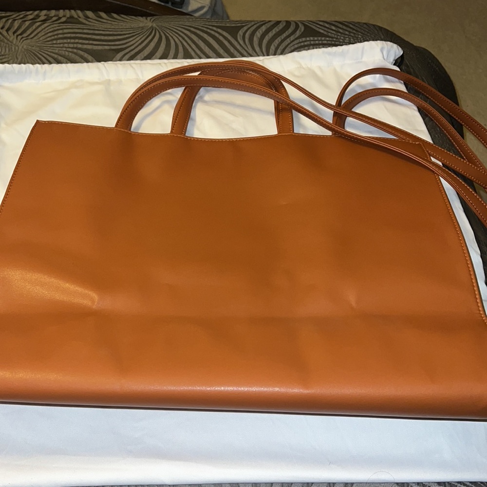 Authentic Tan Large Telfar - Picture 7 of 9